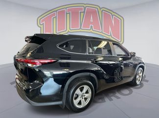 Certified 2024 Toyota Highlander LE AWD/4WD video 2
