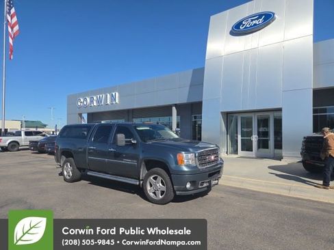 Used 2011 GMC Sierra 2500 Denali w/ LPO, Protection Package image 2