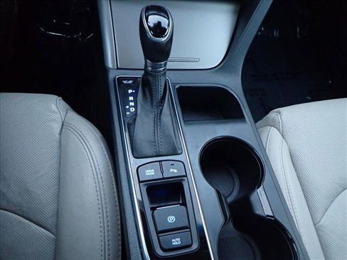 Used 2015 Hyundai Sonata Limited w/ Option Group 06 image 21