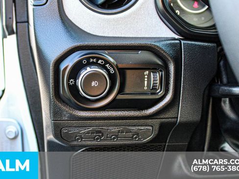 Used 2025 Jeep Wrangler Unlimited Sport AWD/4WD image 30