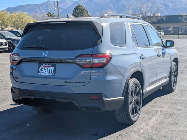 New 2026 Honda Pilot Black Edition image 3