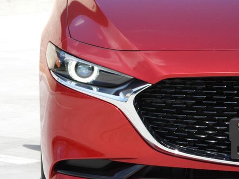 Used 2021 MAZDA MAZDA3 s FWD image 29
