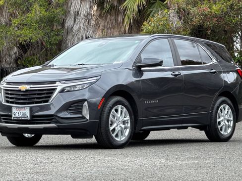 Used 2022 Chevrolet Equinox LT w/ LPO, Floor Liner Package FWD image 7