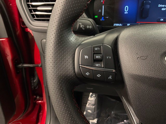 Used 2025 Ford Escape ST-Line AWD/4WD image 12
