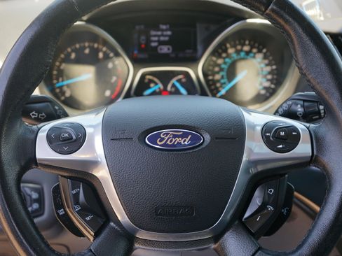 Used 2013 Ford Escape Titanium w/ Parking Technology Pkg AWD/4WD image 20