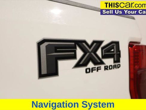 Used 2022 Ford F250 Lariat w/ Black Appearance Package AWD/4WD image 14