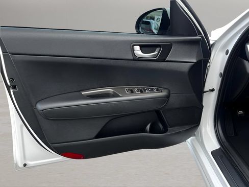 Used 2020 Kia Optima LX FWD image 27
