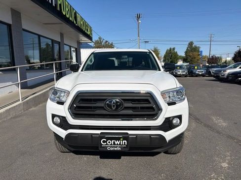 Used 2023 Toyota Tacoma SR5 AWD/4WD image 2