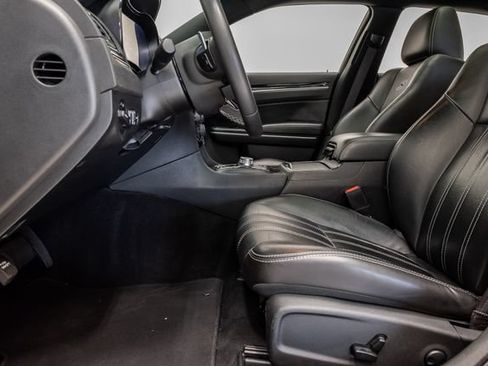 Certified 2023 Chrysler 300 S RWD image 12
