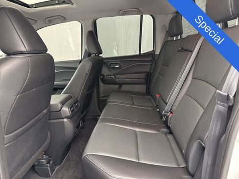 Used 2025 Honda Ridgeline RTL image 13