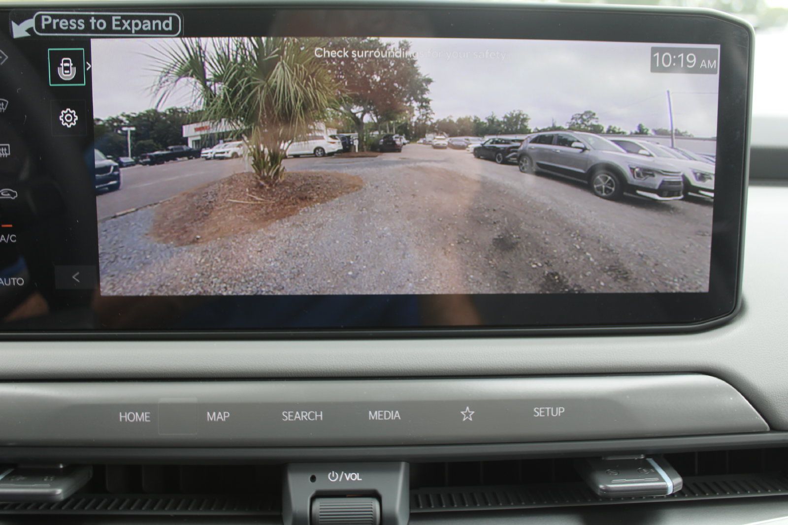 New 2027 Kia EV3 Wind FWD image 53