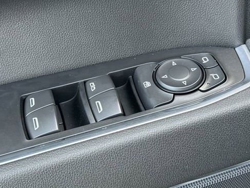 New 2026 GMC Sierra 1500 SLE image 12