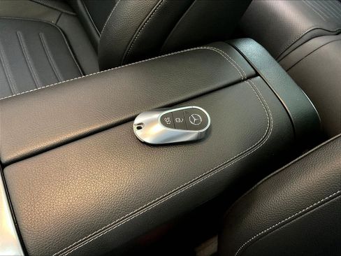 Certified 2024 Mercedes-Benz C 300 4MATIC Sedan image 35