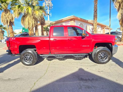 Used 2018 Chevrolet Silverado 2500 LT w/ All Star Edition image 8