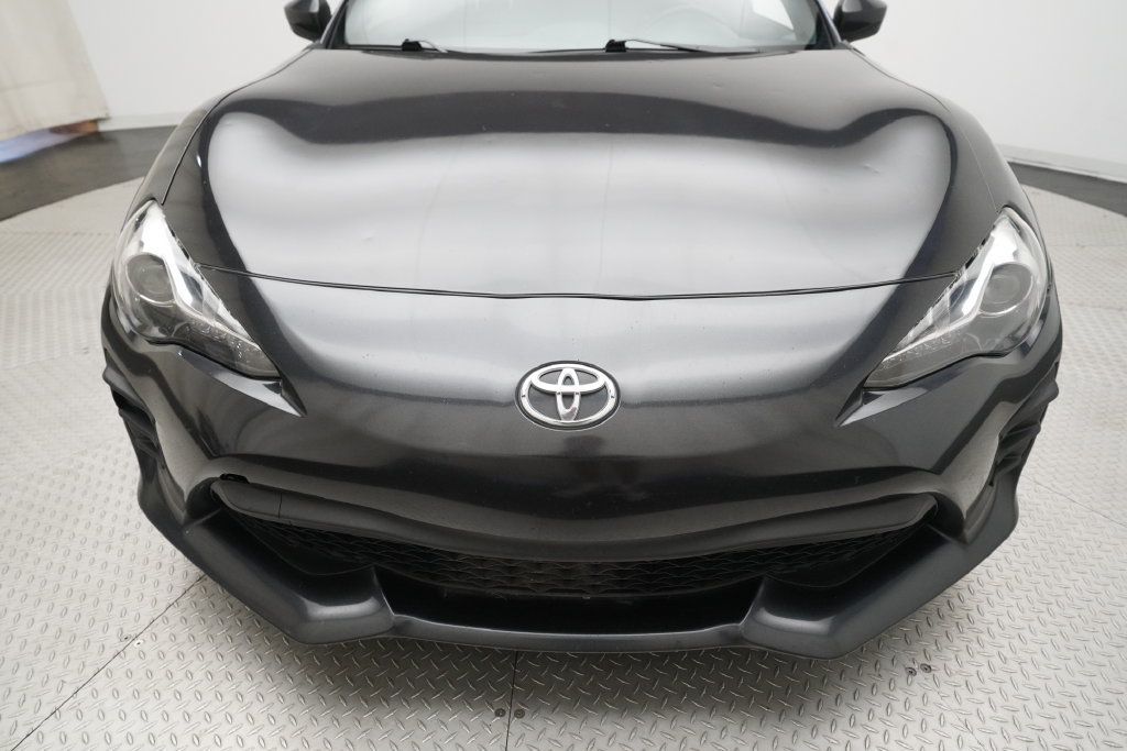 Used 2017 Toyota 86 RWD image 20