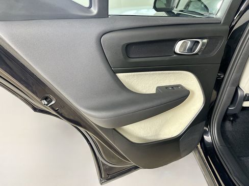 Used 2023 Volvo XC40 B5 Plus w/ Driver Assist Package AWD/4WD image 36