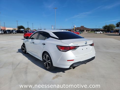 Used 2021 Nissan Sentra SR image 5