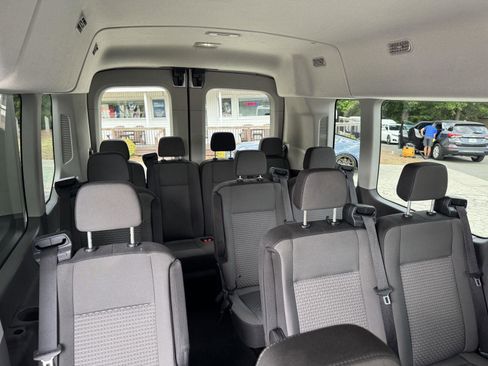Used 2024 Ford Transit 350 XLT RWD image 13