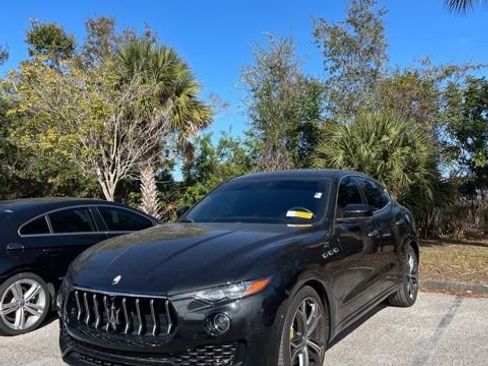Used 2023 Maserati Levante GT image 1