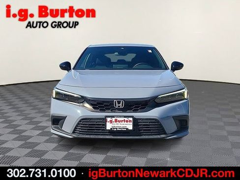 Used 2022 Honda Civic Sport image 2