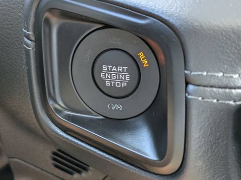 Used 2026 Jeep Gladiator Mojave AWD/4WD image 24