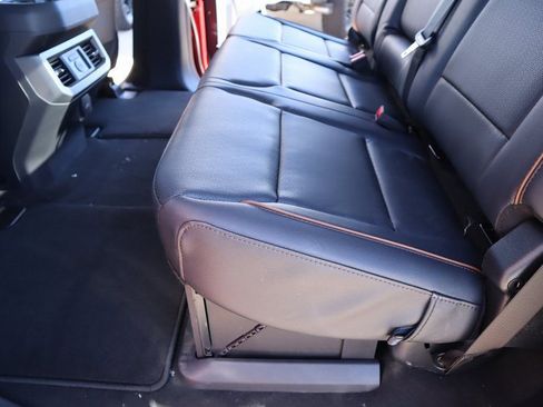 New 2026 Ford F250 Lariat w/ Black Appearance Package AWD/4WD image 14