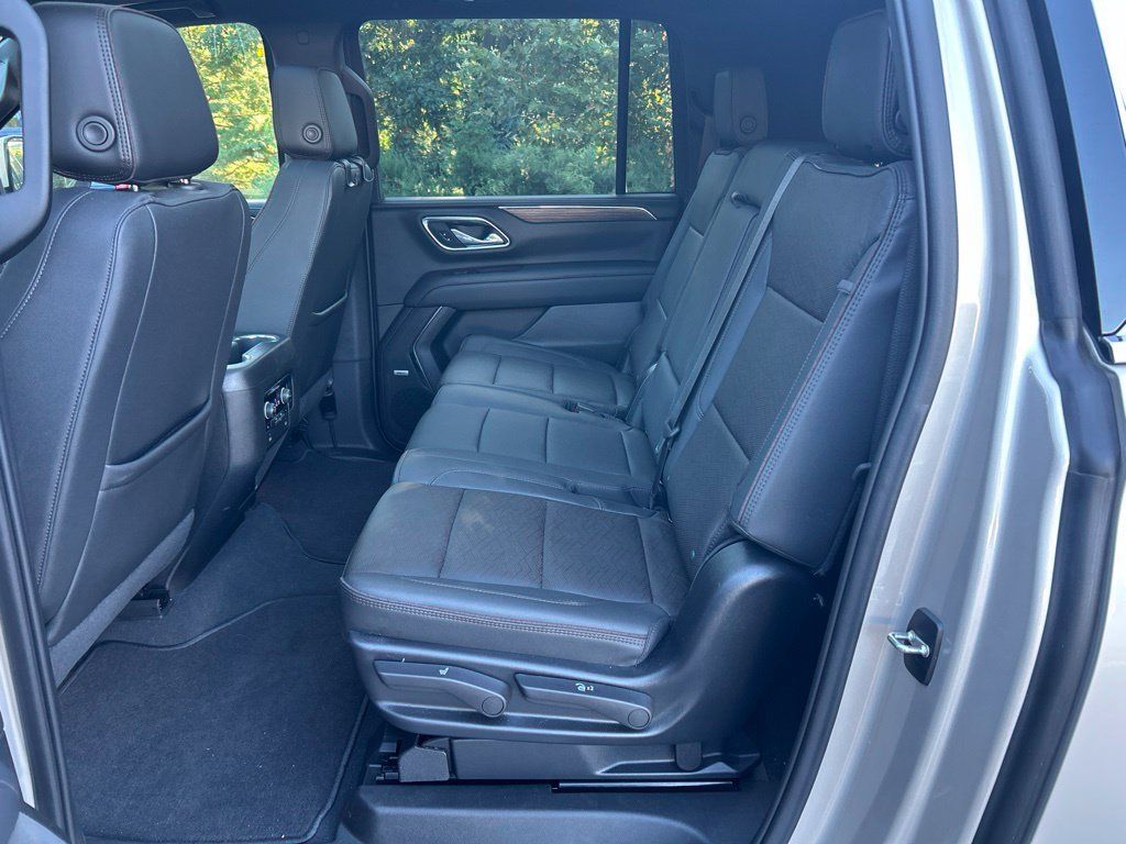 Used 2023 Chevrolet Suburban High Country w/ Max Trailering Package AWD/4WD image 18
