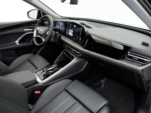 New 2026 Audi Q5 Premium Plus AWD/4WD image 21