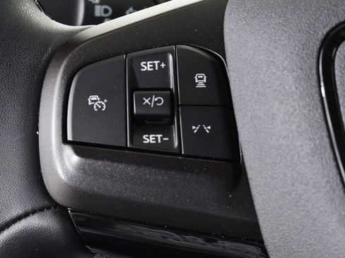 Used 2022 Ford Mustang Mach-E Premium image 32