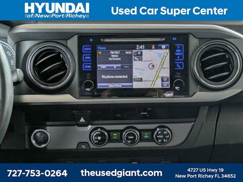 Used 2017 Toyota Tacoma TRD Sport w/ Tow Package RWD image 20