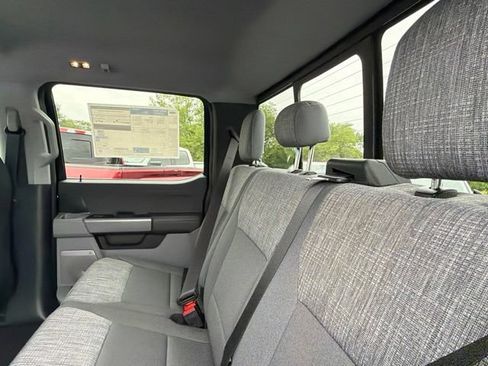 New 2026 Ford F250 XLT w/ XLT Premium Package AWD/4WD image 10