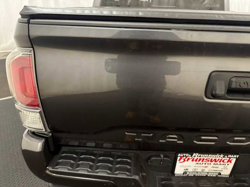 Certified 2023 Toyota Tacoma TRD Sport image 17