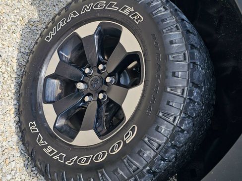 Used 2020 RAM 1500 Rebel w/ Level 2 Equipment Group AWD/4WD image 3