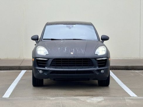 Used 2017 Porsche Macan AWD/4WD image 2