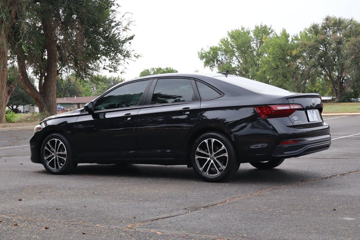 Used 2022 Volkswagen Jetta Sport FWD image 7