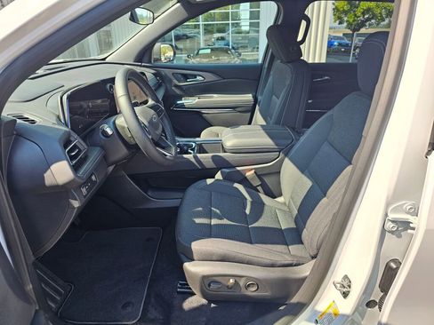 New 2026 Chevrolet Traverse LT w/ Midnight/Sport Edition image 19