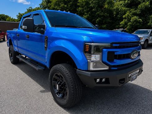 Used 2021 Ford F250 XLT w/ XLT Value Package AWD/4WD image 3