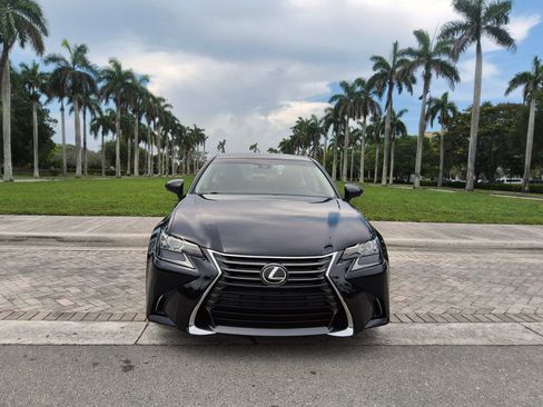 Used 2017 Lexus GS 350 w/ Preferred Accessory Package RWD image 3