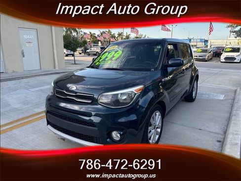 Used 2019 Kia Soul + image 1