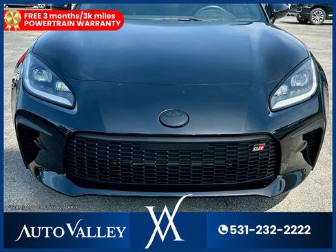 Used 2025 Toyota GR86 Premium w/ ALL Weather Mat Package (TMS) RWD image 11
