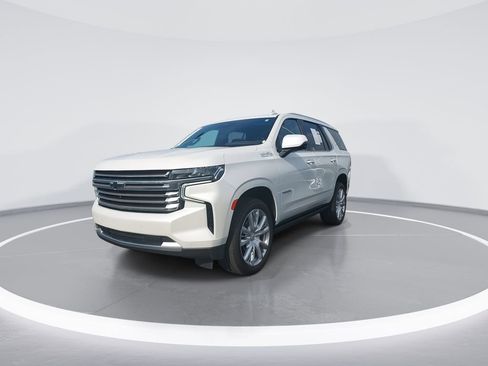 Used 2024 Chevrolet Tahoe High Country image 4