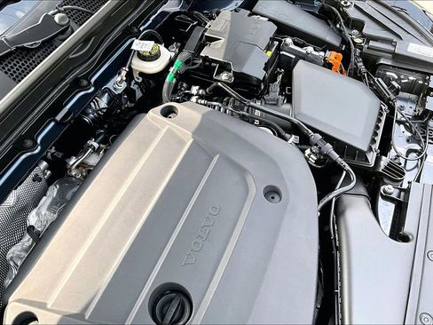 New 2026 Volvo XC40 B5 Plus AWD/4WD image 39
