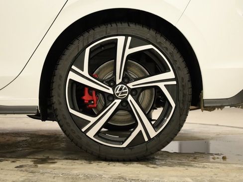 New 2026 Volkswagen GTI SE image 38