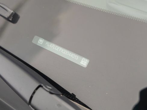 Used 2025 Buick Envista Avenir FWD image 30