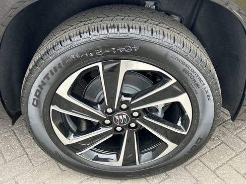 New 2026 Buick Enclave Sport Touring w/ Power Package image 28