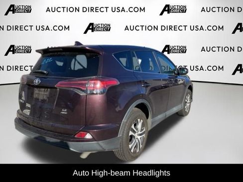 Used 2018 Toyota RAV4 LE w/ Carpet Mat Package image 5