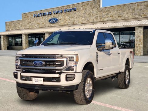 Used 2022 Ford F250 Platinum w/ FX4 Off-Road Package image 2