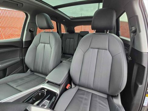 Certified 2025 Audi Q5 Premium Plus w/ Premium Plus AWD/4WD image 21