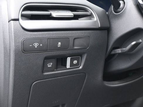 Used 2024 Hyundai Palisade SEL w/ Premium Package image 16