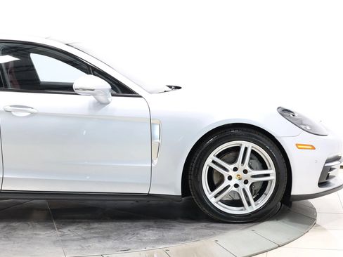 Used 2018 Porsche Panamera 4S Executive w/ Carbon Fiber Interior Package AWD/4WD image 76